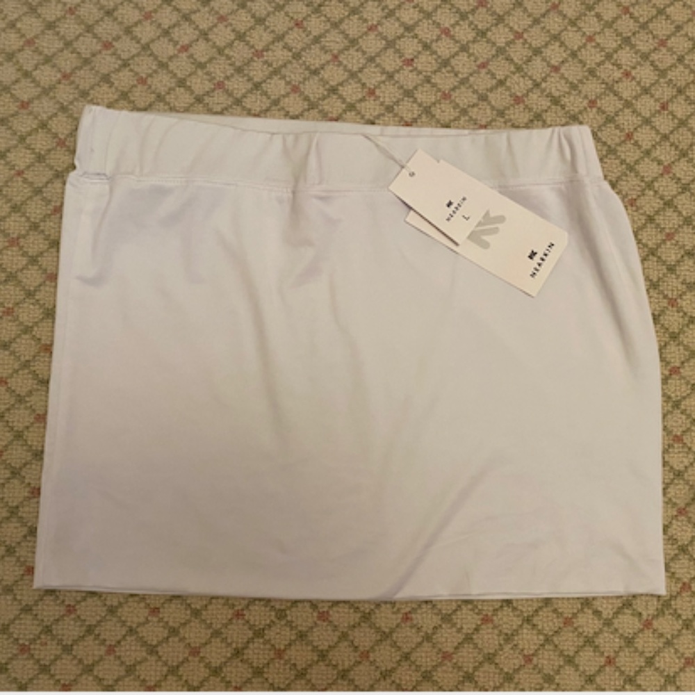 Nearkin White tennis/golf skirt, NWT
